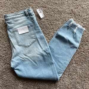 KanCan Kurvy Mom Jeans size 29